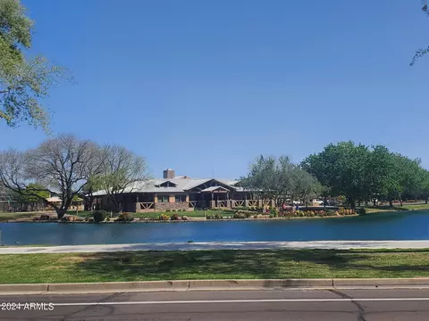 4643 S Calico Rd, Gilbert, AZ 85297 photo 2