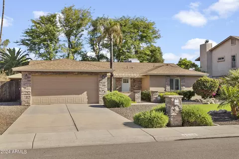 4524 E Hearn Rd, Phoenix, AZ 85032