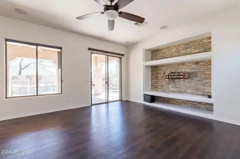 Living - 2901 W Caravaggio Ln, Phoenix, AZ 85086 photo 7 of 10