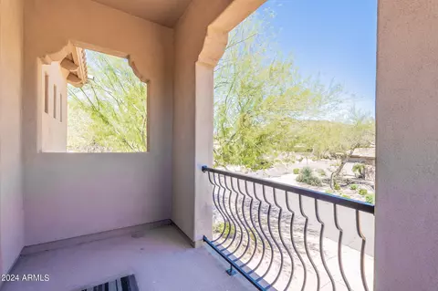 Exterior - 2901 W Caravaggio Ln, Phoenix, AZ 85086 photo 7 of 21