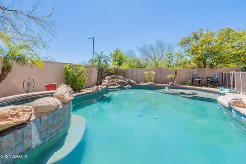 Exterior - 2901 W Caravaggio Ln, Phoenix, AZ 85086 photo 17 of 21