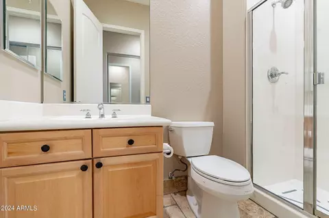 Bath - 2901 W Caravaggio Ln, Phoenix, AZ 85086 photo 1 of 5