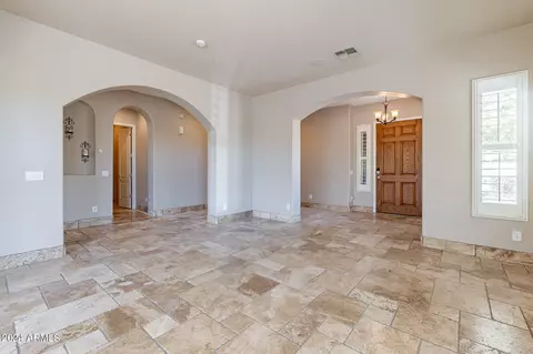 Living - 2901 W Caravaggio Ln, Phoenix, AZ 85086 photo 1 of 10
