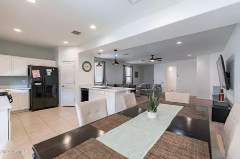 Dining - 12449 W State Ave, Glendale, AZ 85307 photo 2 of 2
