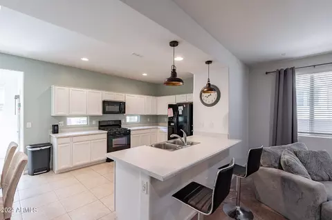 Kitchen - 12449 W State Ave, Glendale, AZ 85307 photo 2 of 5