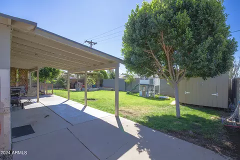 Exterior - 2041 W State Ave, Phoenix, AZ 85021 photo 9 of 10
