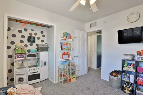 Bedroom - 2041 W State Ave, Phoenix, AZ 85021 photo 2 of 7