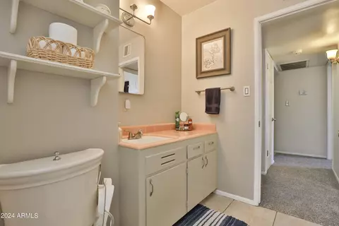 Bath - 2041 W State Ave, Phoenix, AZ 85021 photo 2 of 5