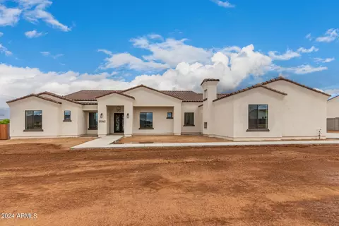 31063 N Lola Ln, San Tan Valley, AZ 85142