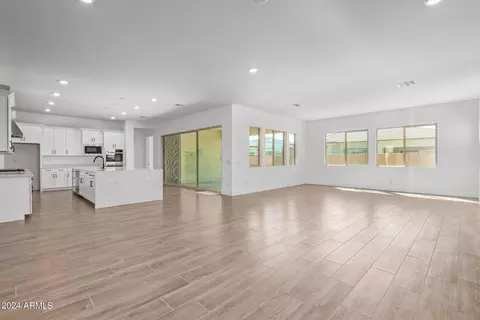 Living - 1291 E Donato Ct, Gilbert, AZ 85298 photo 1 of 1