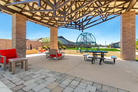 Exterior - 1291 E Donato Ct, Gilbert, AZ 85298 photo 14 of 26