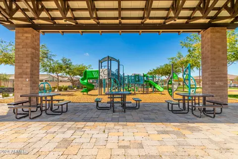 Exterior - 1291 E Donato Ct, Gilbert, AZ 85298 photo 16 of 26