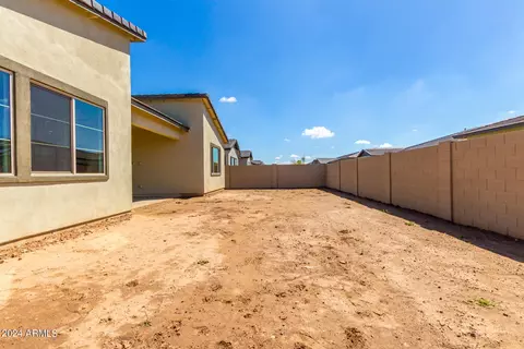Exterior - 1291 E Donato Ct, Gilbert, AZ 85298 photo 10 of 26