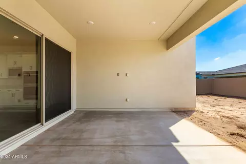 Exterior - 1291 E Donato Ct, Gilbert, AZ 85298 photo 7 of 26