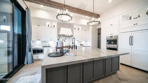 Kitchen - 3720 E Boot Track Trl, Gilbert, AZ 85296 photo 4 of 7
