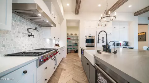 Kitchen - 3720 E Boot Track Trl, Gilbert, AZ 85296 photo 7 of 7