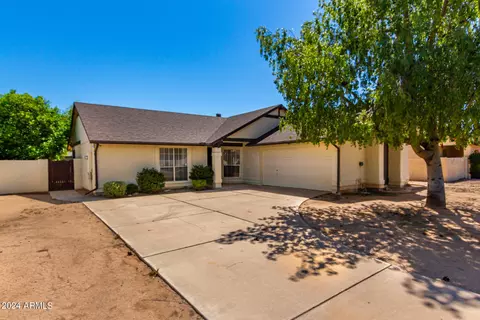 1405 W Marlboro Dr, Chandler, AZ 85224