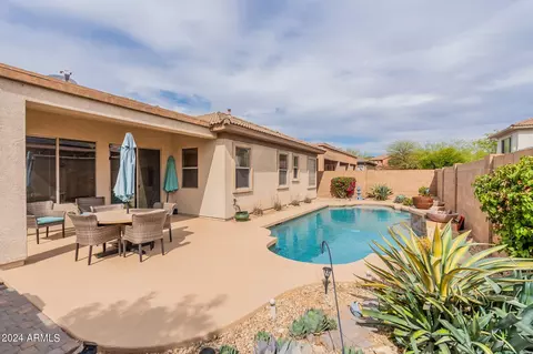3413 W Languid Ln, Phoenix, AZ 85086