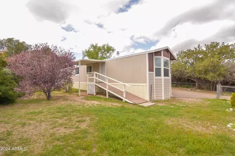 20805 E Mingus Dr, Mayer, AZ 86333 photo 22