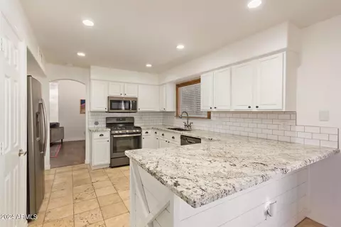 3409 E Glenhaven Dr, Phoenix, AZ 85048 photo 10