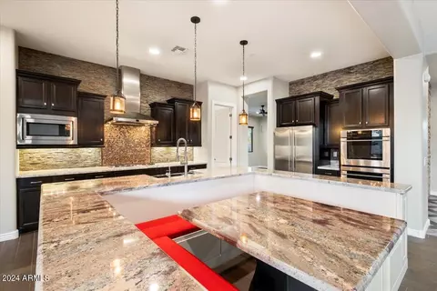 Kitchen - 3756 Ellis St, Mesa, AZ 85205 photo 4 of 5