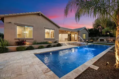 Exterior - 3756 Ellis St, Mesa, AZ 85205 photo 6 of 9