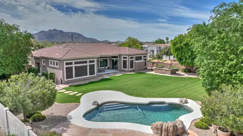 4142 E Meadowview Dr, Gilbert, AZ 85298