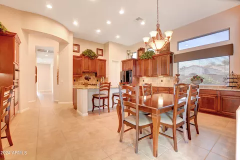 Dining - 4142 E Meadowview Dr, Gilbert, AZ 85298 photo 3 of 4