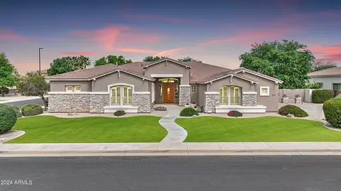 Exterior - 4142 E Meadowview Dr, Gilbert, AZ 85298 photo 2 of 23