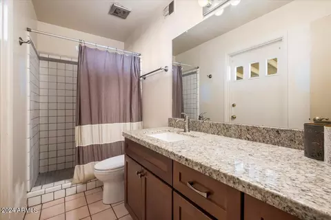 2950 E Surrey Ave, Phoenix, AZ 85032 photo 4