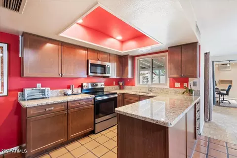 2950 E Surrey Ave, Phoenix, AZ 85032 photo 16