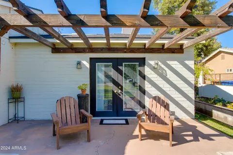 Exterior - 4036 E Vernon Ave, Phoenix, AZ 85008 photo 4 of 13