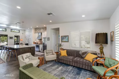 Living - 4036 E Vernon Ave, Phoenix, AZ 85008 photo 1 of 7