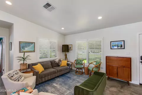Living - 4036 E Vernon Ave, Phoenix, AZ 85008 photo 2 of 7