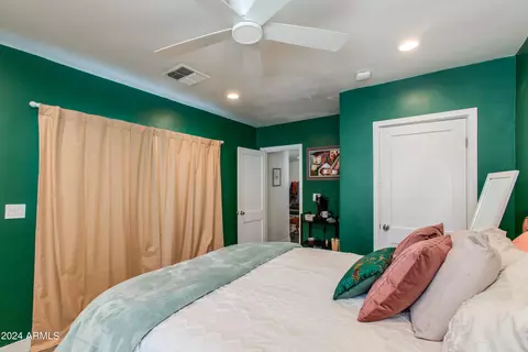 Bedroom - 4036 E Vernon Ave, Phoenix, AZ 85008 photo 5 of 8