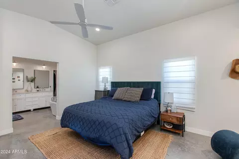 Bedroom - 4036 E Vernon Ave, Phoenix, AZ 85008 photo 1 of 8