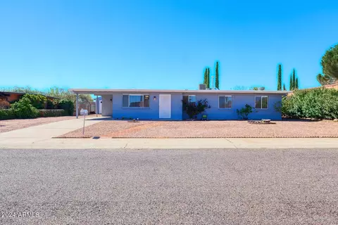 2114 Santa Rosa Dr, Sierra Vista, AZ 85635