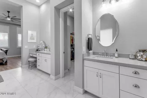 Bath - 2524 E Muirfield St, Gilbert, AZ 85298 photo 5 of 10