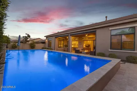Exterior - 2524 E Muirfield St, Gilbert, AZ 85298 photo 19 of 27