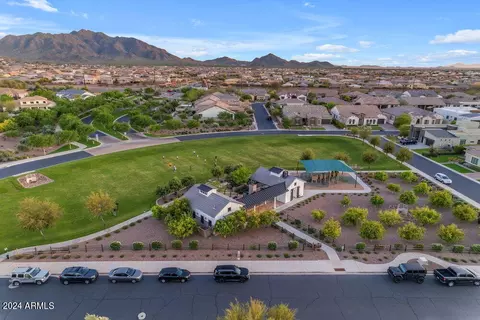 View/Area - 2524 E Muirfield St, Gilbert, AZ 85298 photo 14 of 14
