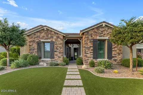 Exterior - 2524 E Muirfield St, Gilbert, AZ 85298 photo 26 of 27