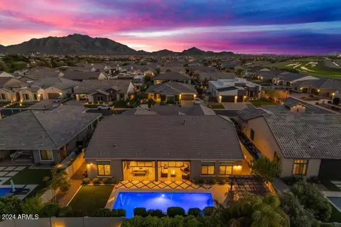 View/Area - 2524 E Muirfield St, Gilbert, AZ 85298 photo 7 of 14