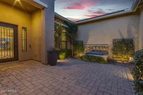 Exterior - 2524 E Muirfield St, Gilbert, AZ 85298 photo 6 of 27