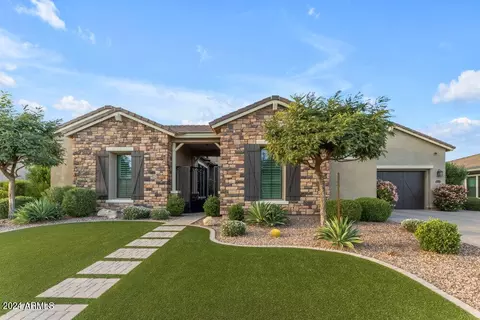 Exterior - 2524 E Muirfield St, Gilbert, AZ 85298 photo 25 of 27