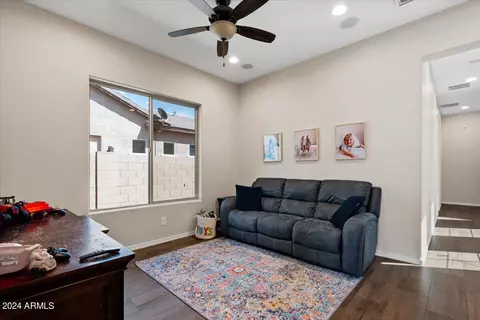 Living - 872 E Hampton Ln, Gilbert, AZ 85295 photo 4 of 4