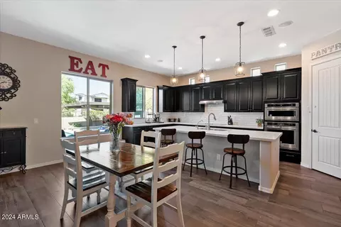Kitchen - 872 E Hampton Ln, Gilbert, AZ 85295 photo 1 of 6