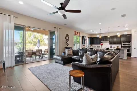 Living - 872 E Hampton Ln, Gilbert, AZ 85295 photo 1 of 4