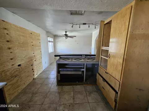 Kitchen - 2818 E Villa Rita Dr, Phoenix, AZ 85032 photo 2 of 4