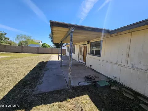 Exterior - 2818 E Villa Rita Dr, Phoenix, AZ 85032 photo 10 of 12