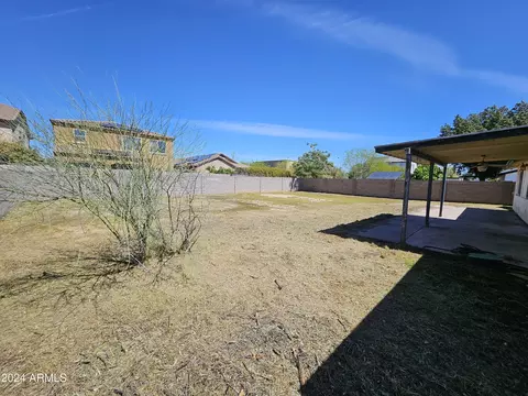 Exterior - 2818 E Villa Rita Dr, Phoenix, AZ 85032 photo 9 of 12
